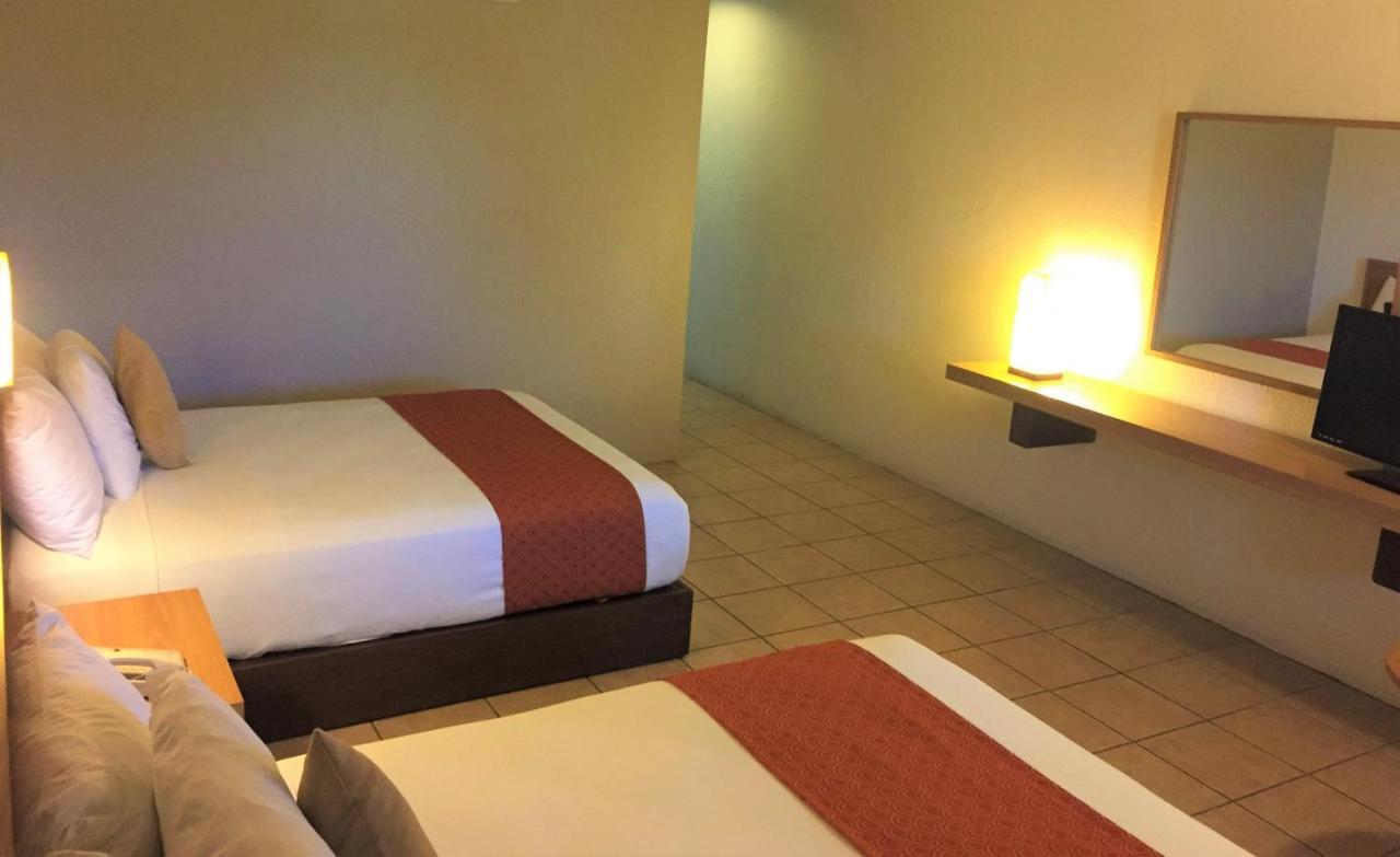 Hotel Villablanca Tehuacán Kültér fotó
